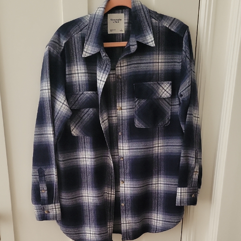 Abercrombie & Fitch Blue and White Flannel